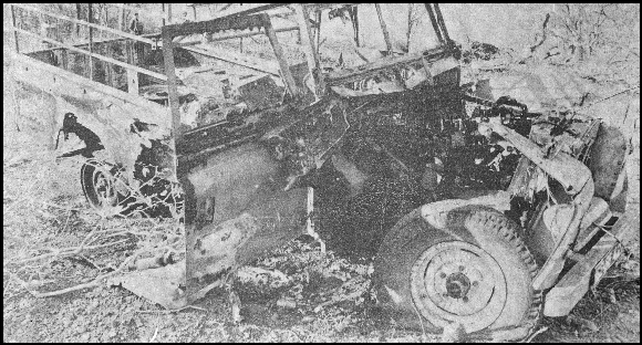 Land Rover destroyed in ambush by MNR / Renamo, 1979