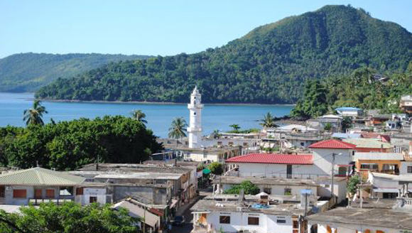 Mayotte, Comoros