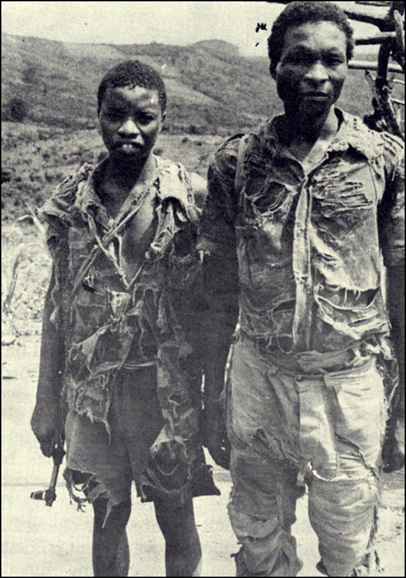 Militiamen in ragged clothes, Zambézia, 1980s