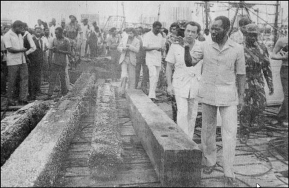 Samora Machel, Beira Port, 1977