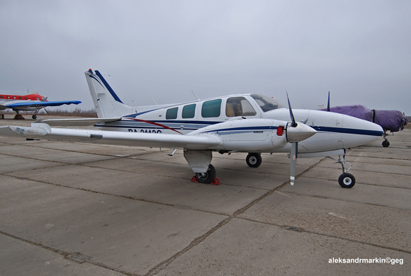 Beechcraft Baron 58