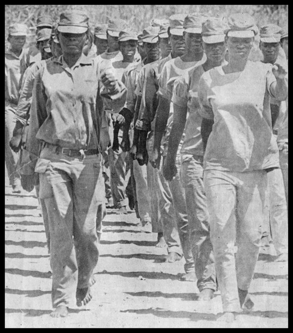 Women FRELIMO guerrillas